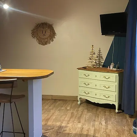 Jangadi Apartment Reignac (Gironde)